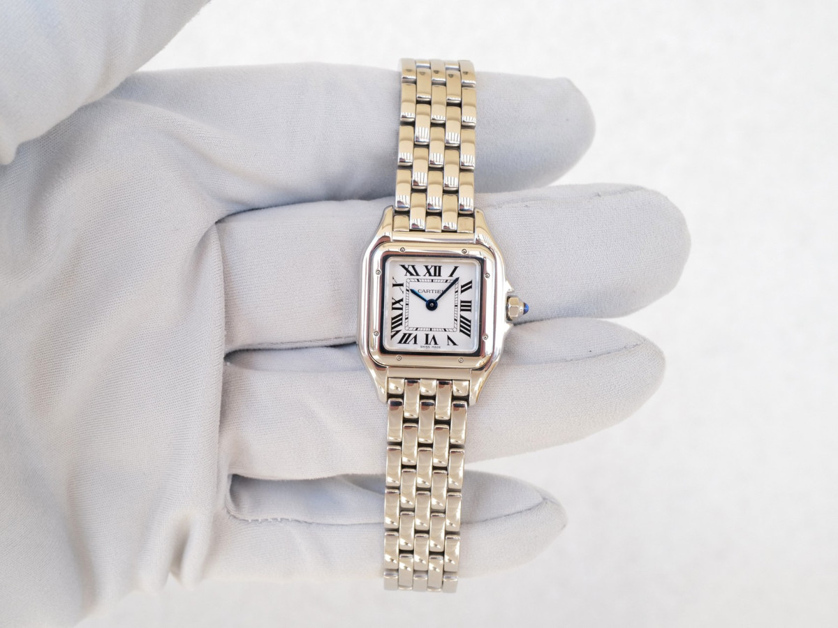 Швейцарський годинник Cartier Panthere de Cartier Small