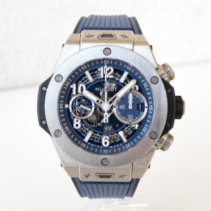 Швейцарские часы Hublot Big Bang Unico Titanium Blue 44
