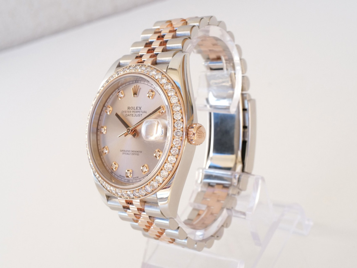 Швейцарський годинник Rolex Datejust 41 Jubilee Sundust Diamond Dial Bezel