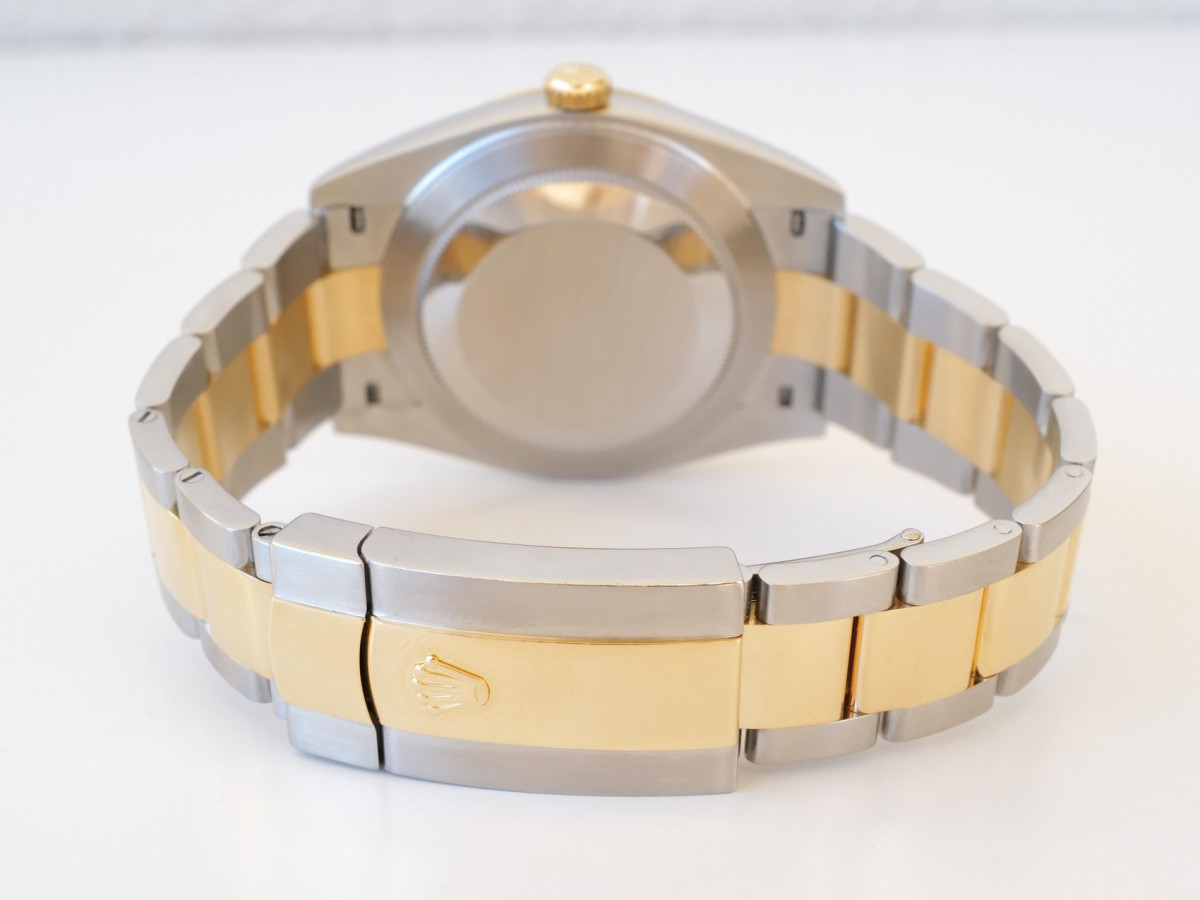 Швейцарские часы Rolex Datejust 41 Oyster Steel 18K Yellow Gold White Dial (2022)