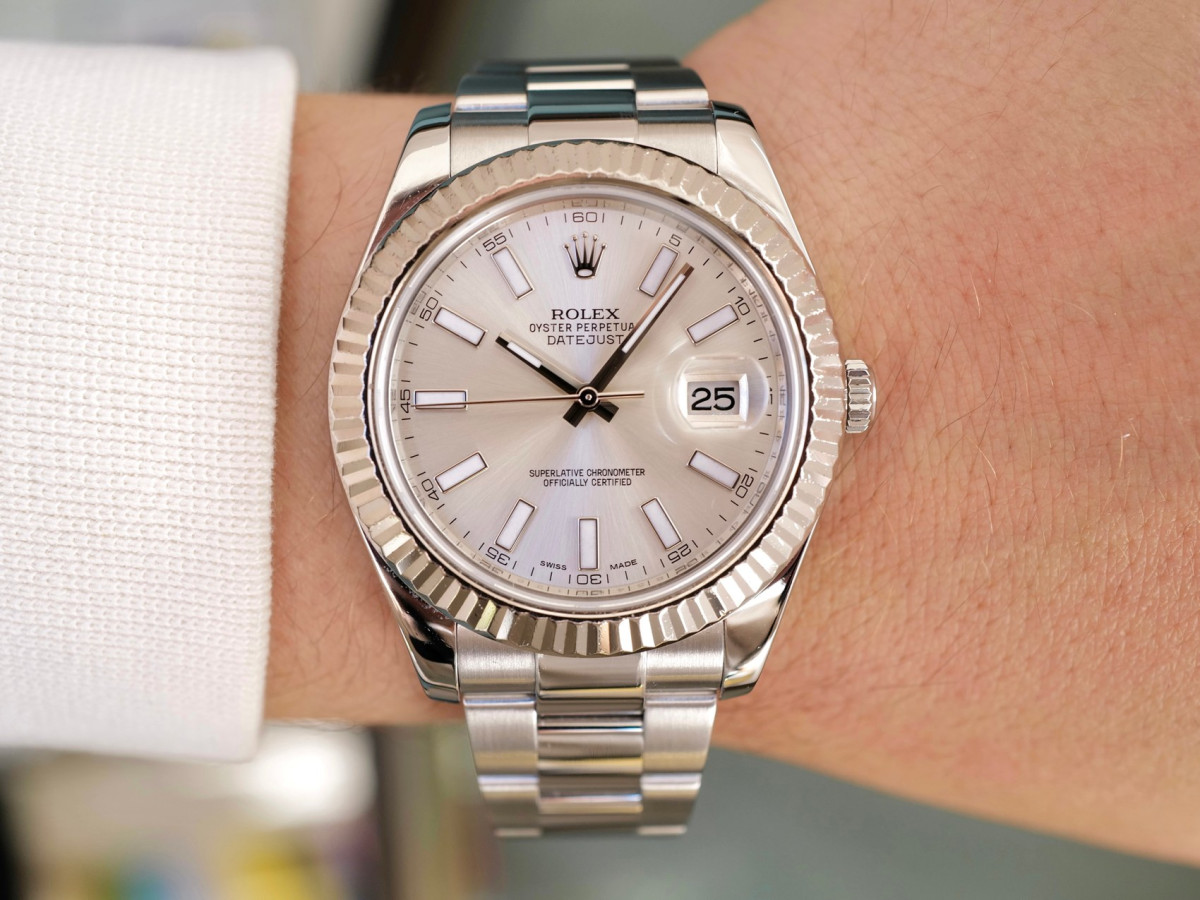 Швейцарские часы Rolex Datejust II Silver Dial 41