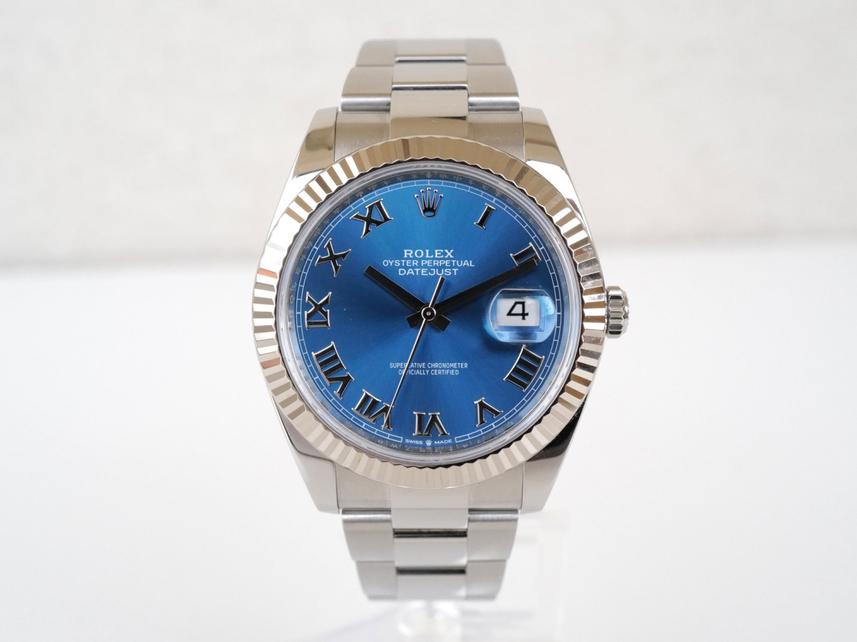 Швейцарський годинник Rolex Datejust 41 Oyster Blue Roman Dial