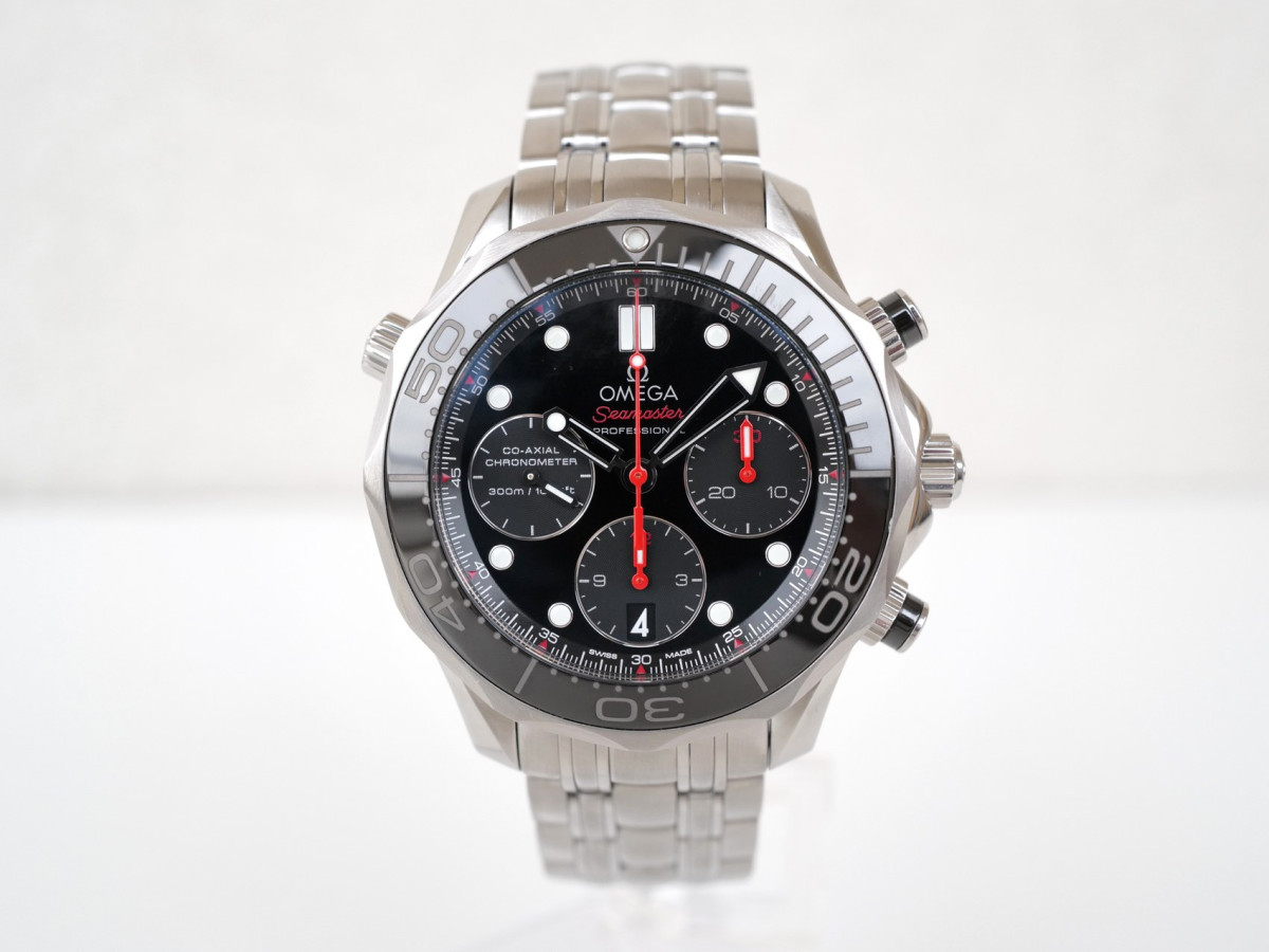 Швейцарские часы Omega Seamaster Diver 300M Black Dial Chronograph 41,5