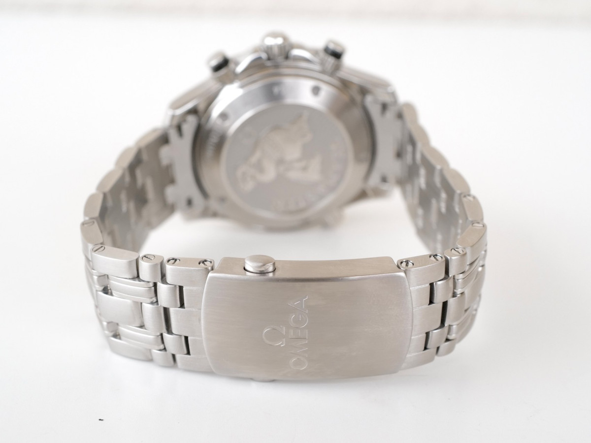 Швейцарские часы Omega Seamaster Diver 300M Black Dial Chronograph 41,5