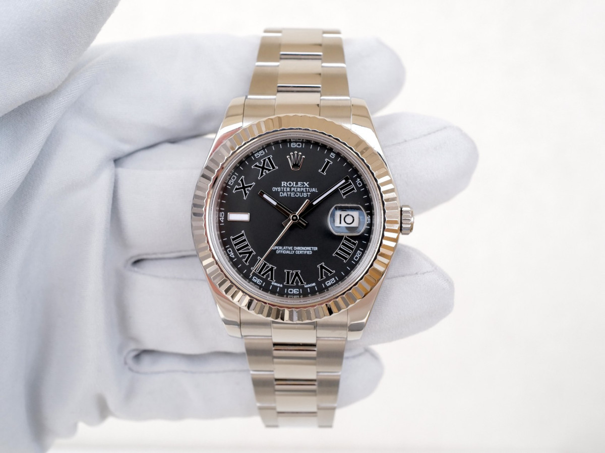 Швейцарський годинник Rolex Datejust II Black Roman Dial 41