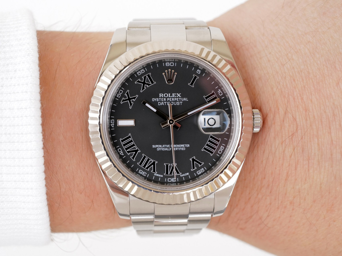 Швейцарський годинник Rolex Datejust II Black Roman Dial 41