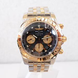 Швейцарський годинник Breitling Chronomat Steel 18K Rose Gold Black Dial 44
