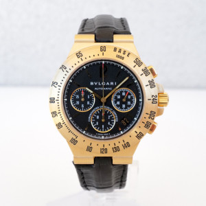 Швейцарський годинник Bulgari Diagono 18K Yellow Gold 40