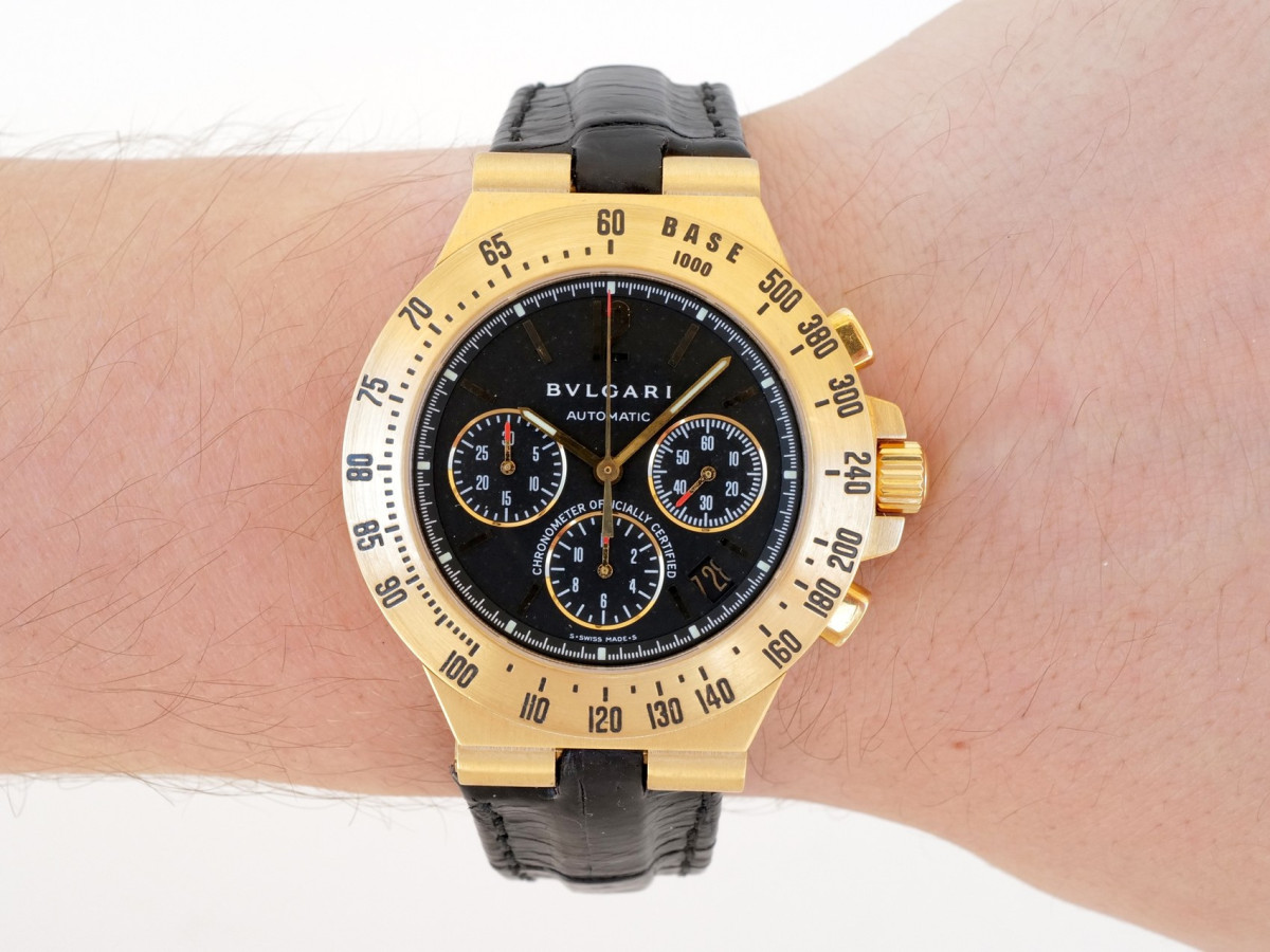 Швейцарський годинник Bulgari Diagono 18K Yellow Gold 40