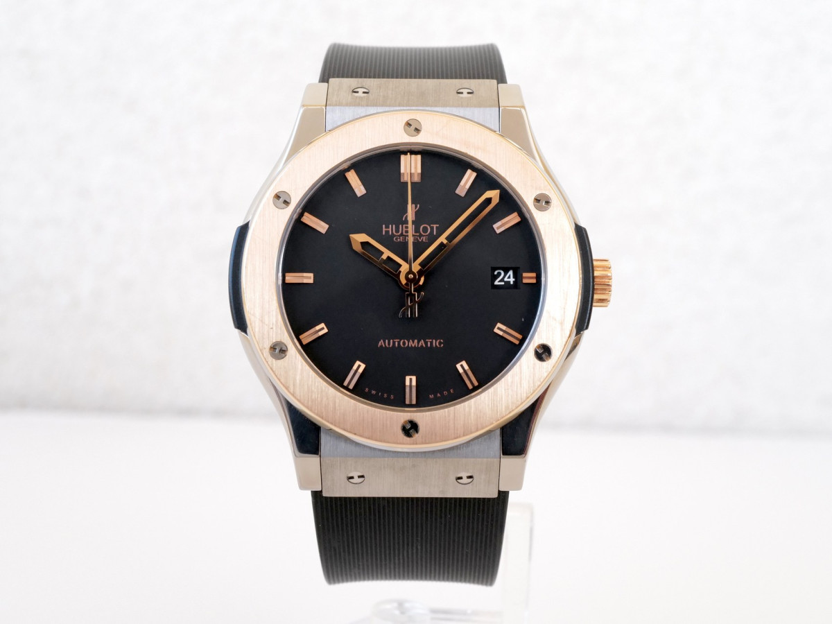 Швейцарские часы Hublot Classic Fusion Titanium 18K Rose Gold 45