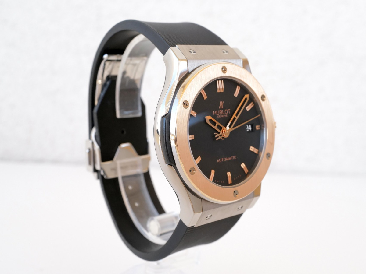 Швейцарские часы Hublot Classic Fusion Titanium 18K Rose Gold 45