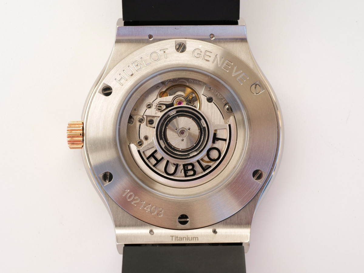 Швейцарские часы Hublot Classic Fusion Titanium 18K Rose Gold 45