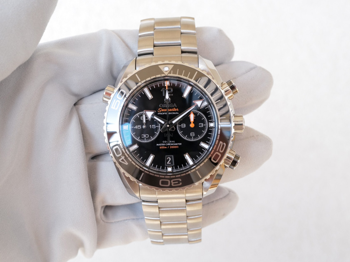 Швейцарские часы Omega Seamaster Planet Ocean 600M Co-Axial Chronograph 45,5
