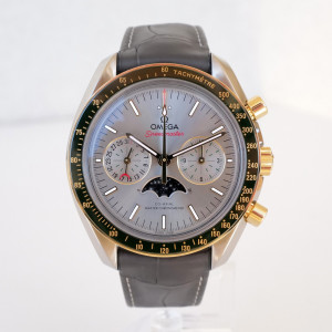 Швейцарський годинник Omega Speedmaster Professional Moonwatch Moonphase Co-Axial Chronograph 44