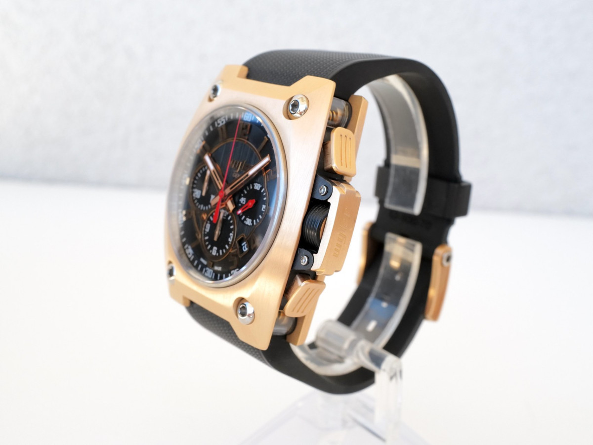 Швейцарские часы Wyler Geneve Code R Chronograph 18k Rose Gold Limited Edition