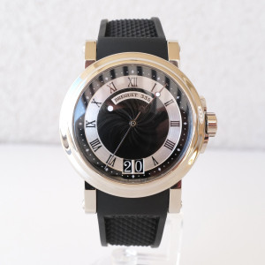 Швейцарський годинник Breguet Marine Big Date Black Dial