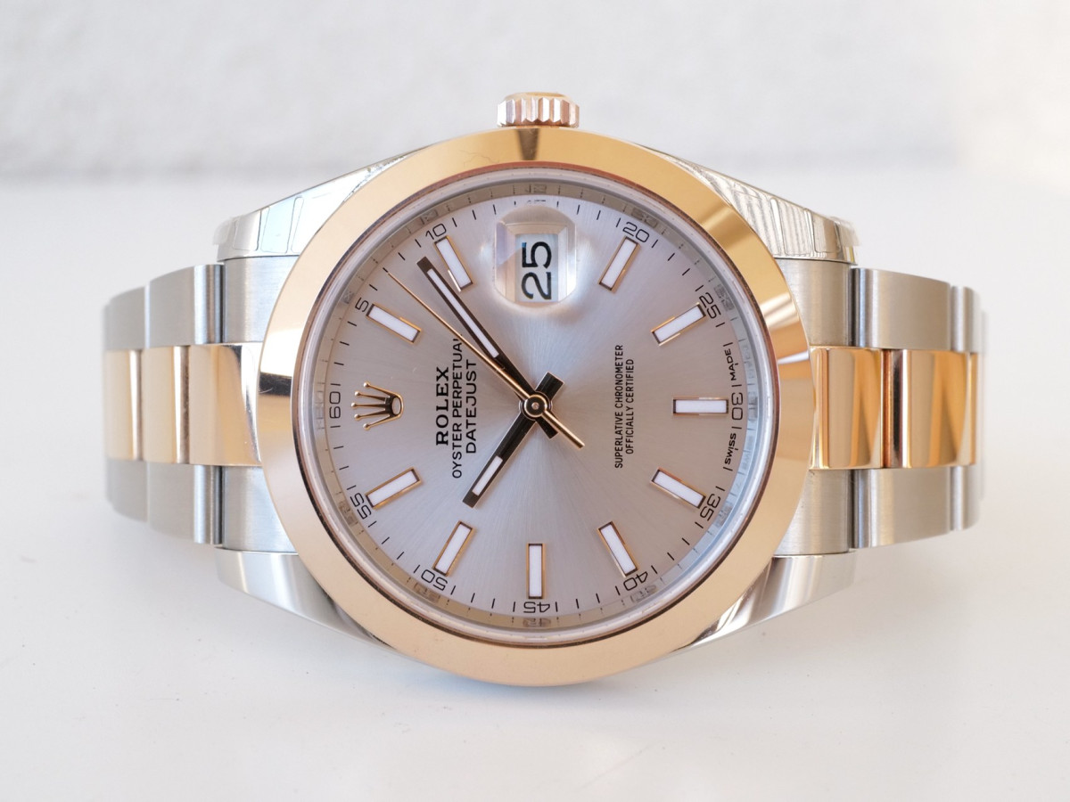 Швейцарський годинник Rolex Datejust 41 Oyster Steel 18K Rose Gold Sundust Dial