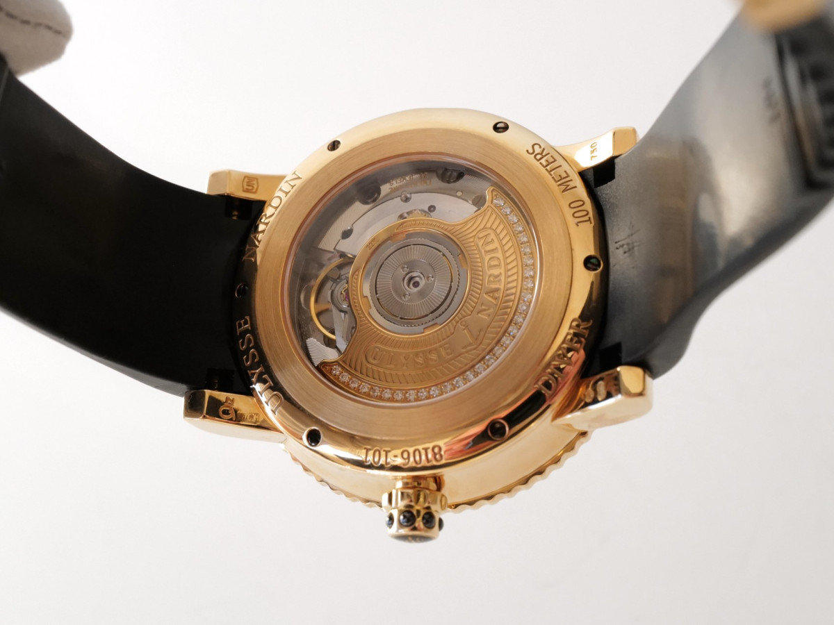 Швейцарские часы Ulysse Nardin Lady Diver Starry Night 18K Rose Gold Black Dial