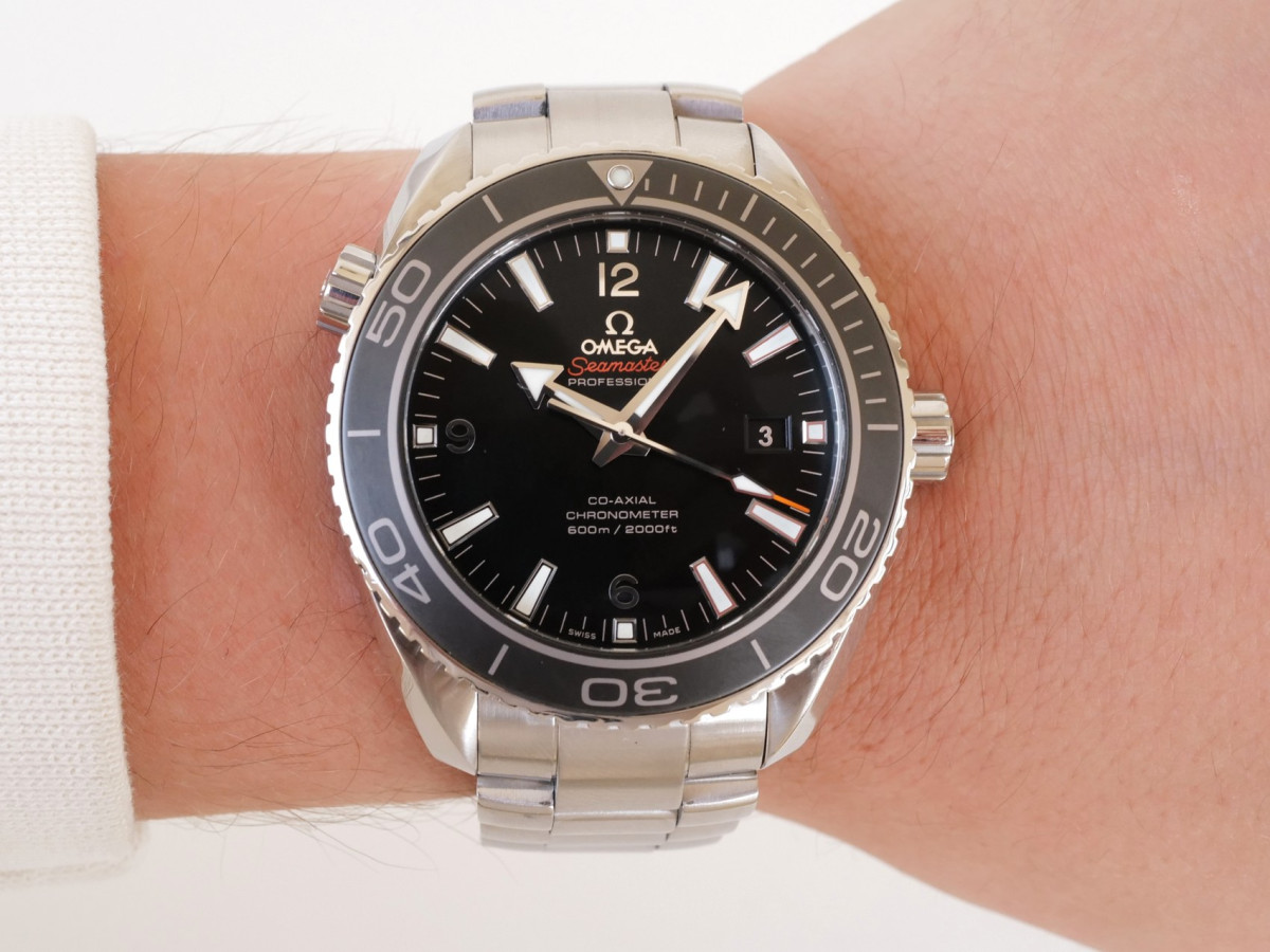 Швейцарские часы Omega Seamaster Planet Ocean 600M 46