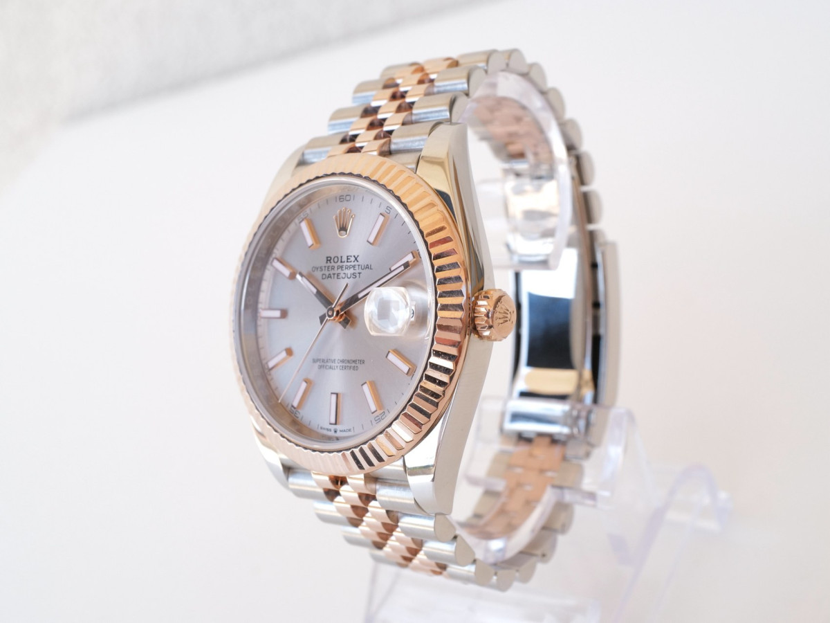 Швейцарський годинник Rolex Datejust 41 Jubilee Steel 18K Rose Gold Sundust Dial
