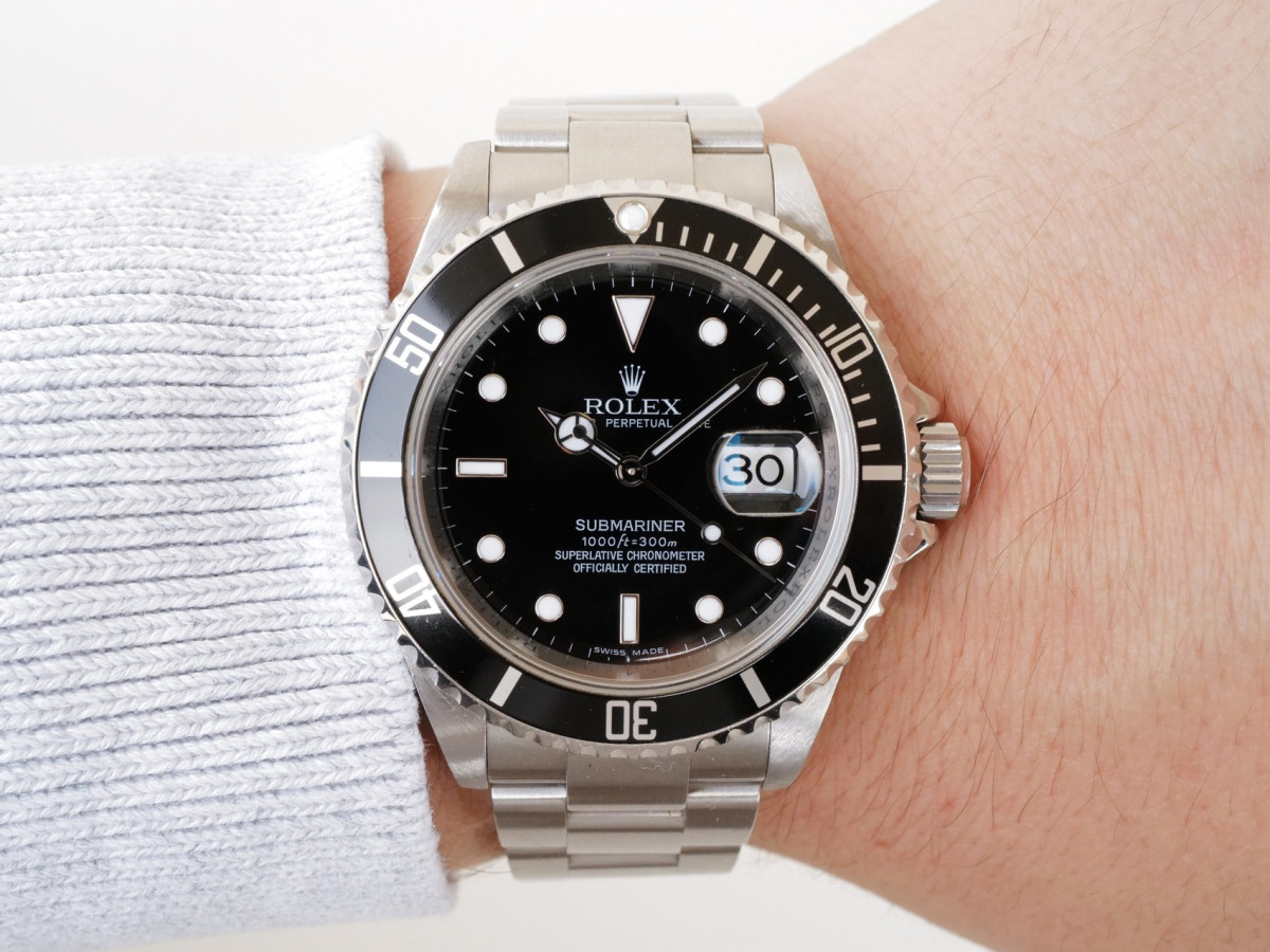 Swiss watch Rolex Submariner Date
