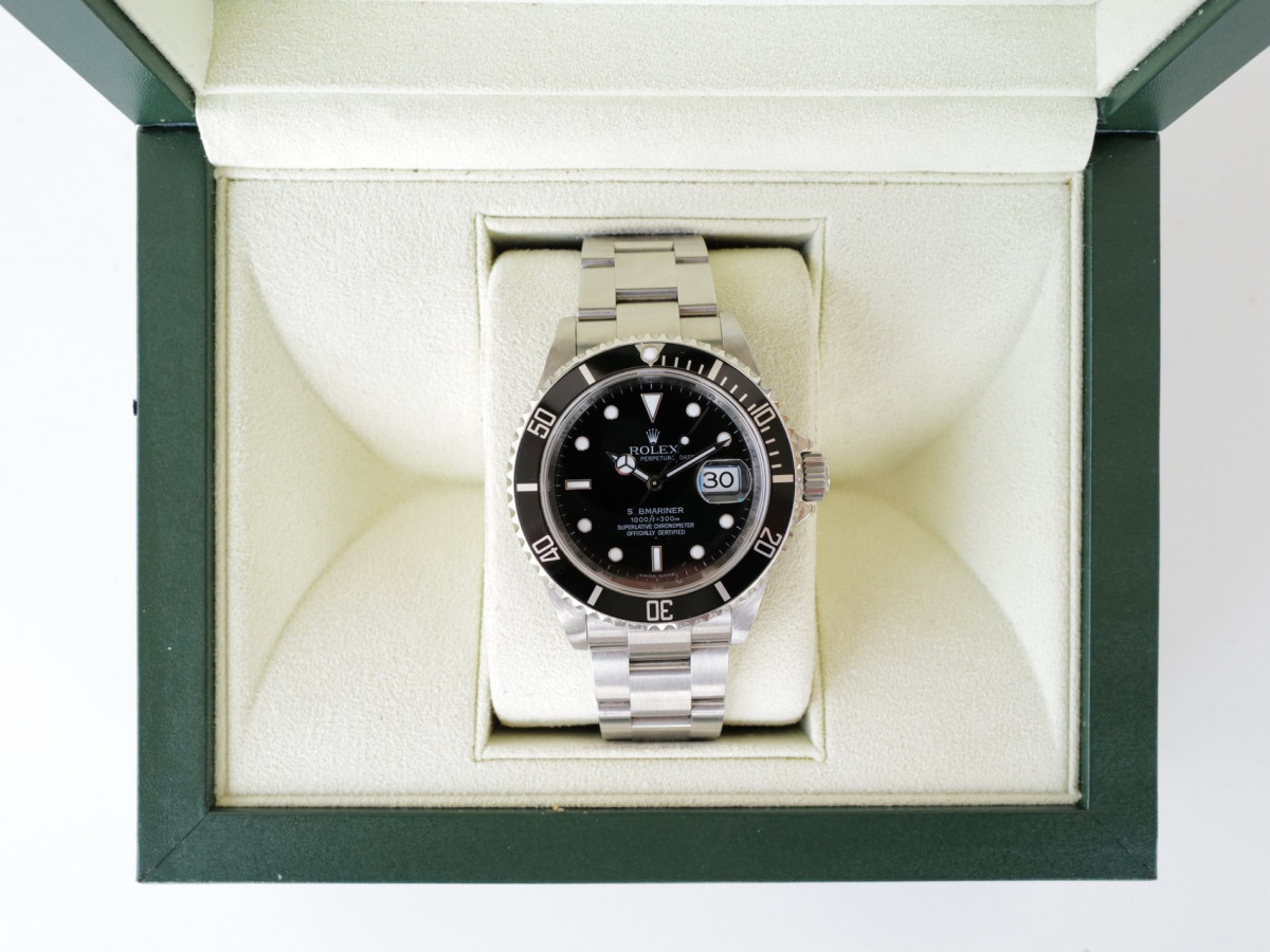 Swiss watch Rolex Submariner Date