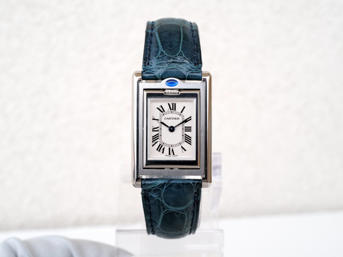 Швейцарские часы Cartier Tank Basculante