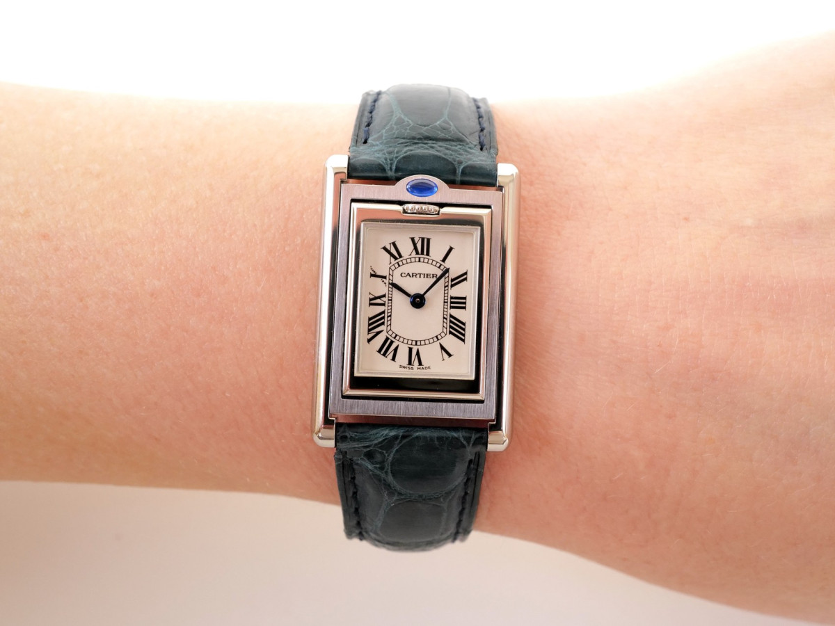 Швейцарские часы Cartier Tank Basculante