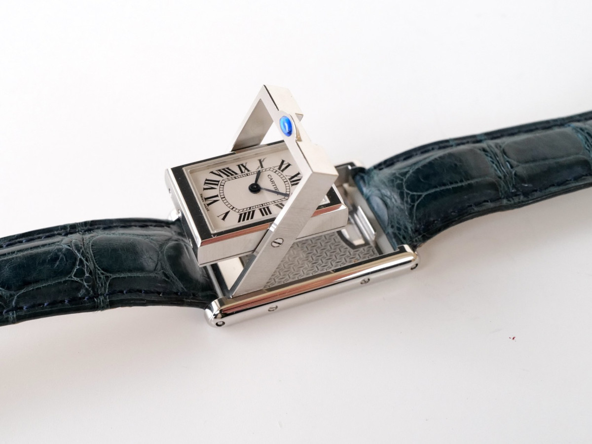 Швейцарские часы Cartier Tank Basculante