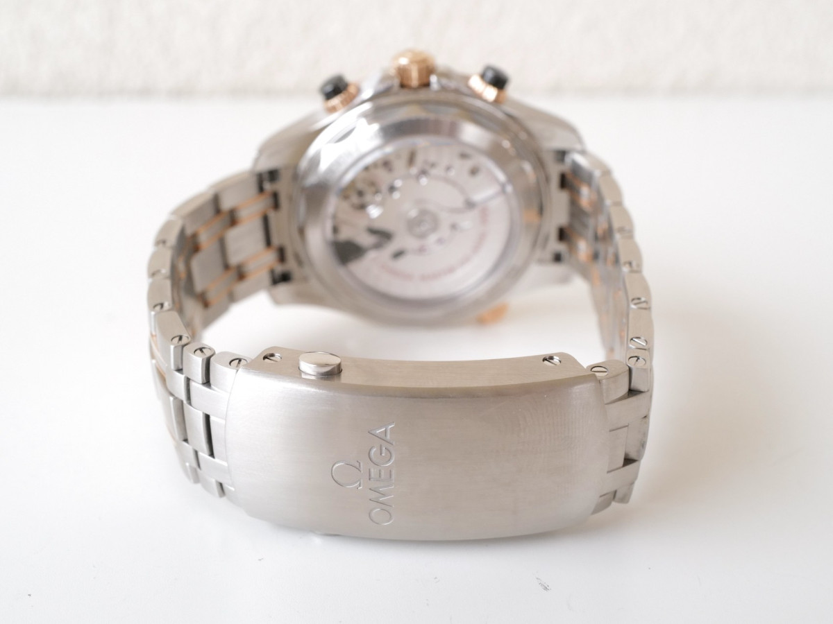 Швейцарские часы Omega Seamaster Diver 300M Chronograph Master Chronometer 44