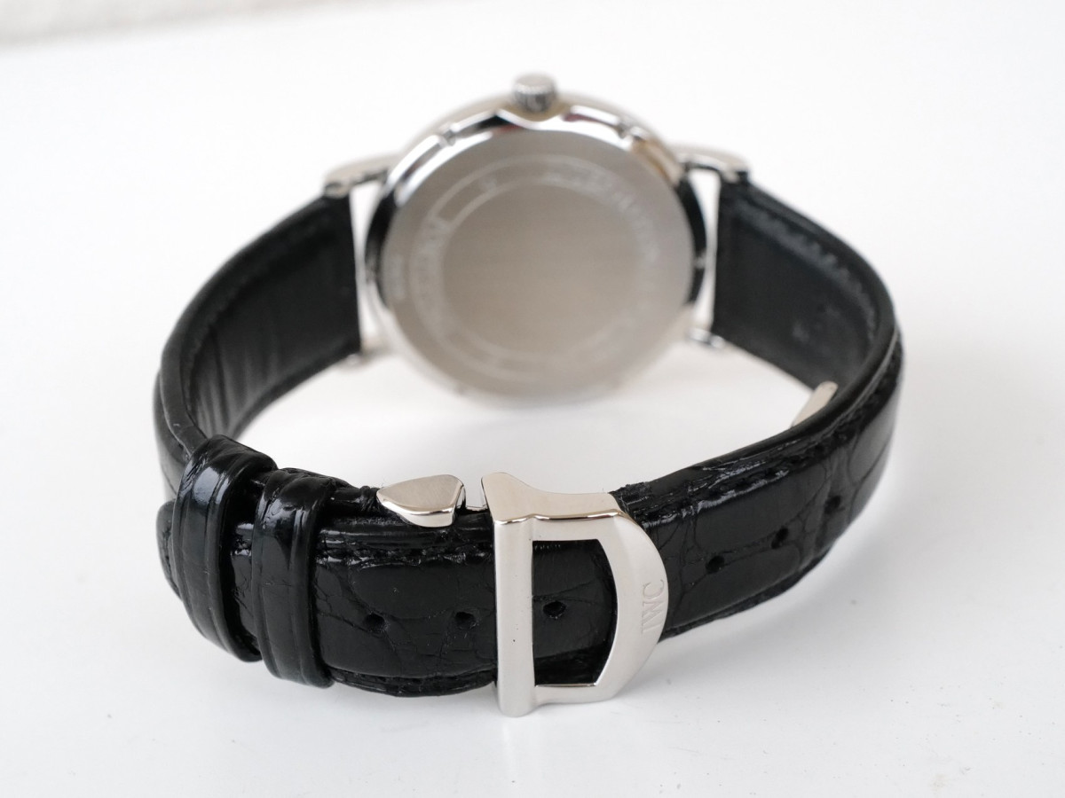 Швейцарские часы IWC Portofino Automatic Black Dial 39