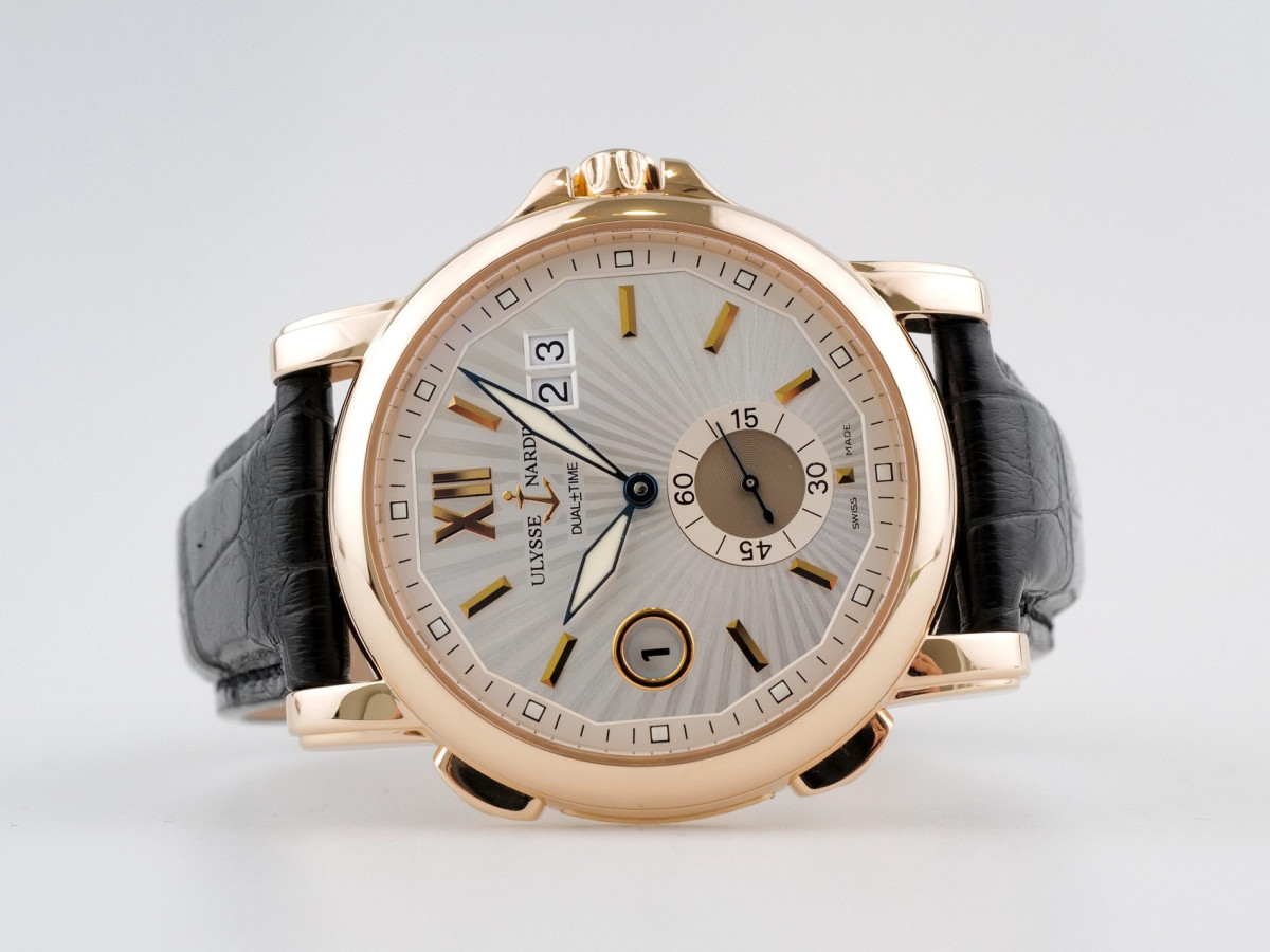 Швейцарские часы Ulysse Nardin GMT Big Date 18K Rose Gold Sunray Dial 42