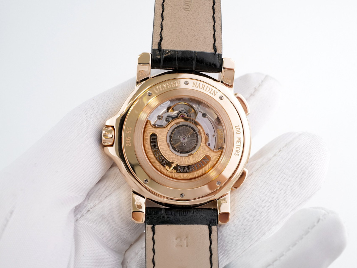 Швейцарские часы Ulysse Nardin GMT Big Date 18K Rose Gold Sunray Dial 42