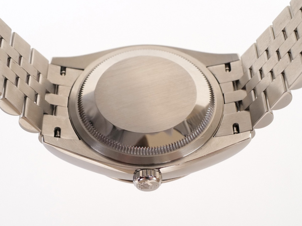 Швейцарський годинник Rolex Datejust 36 Discontinued Blue Motif Dial