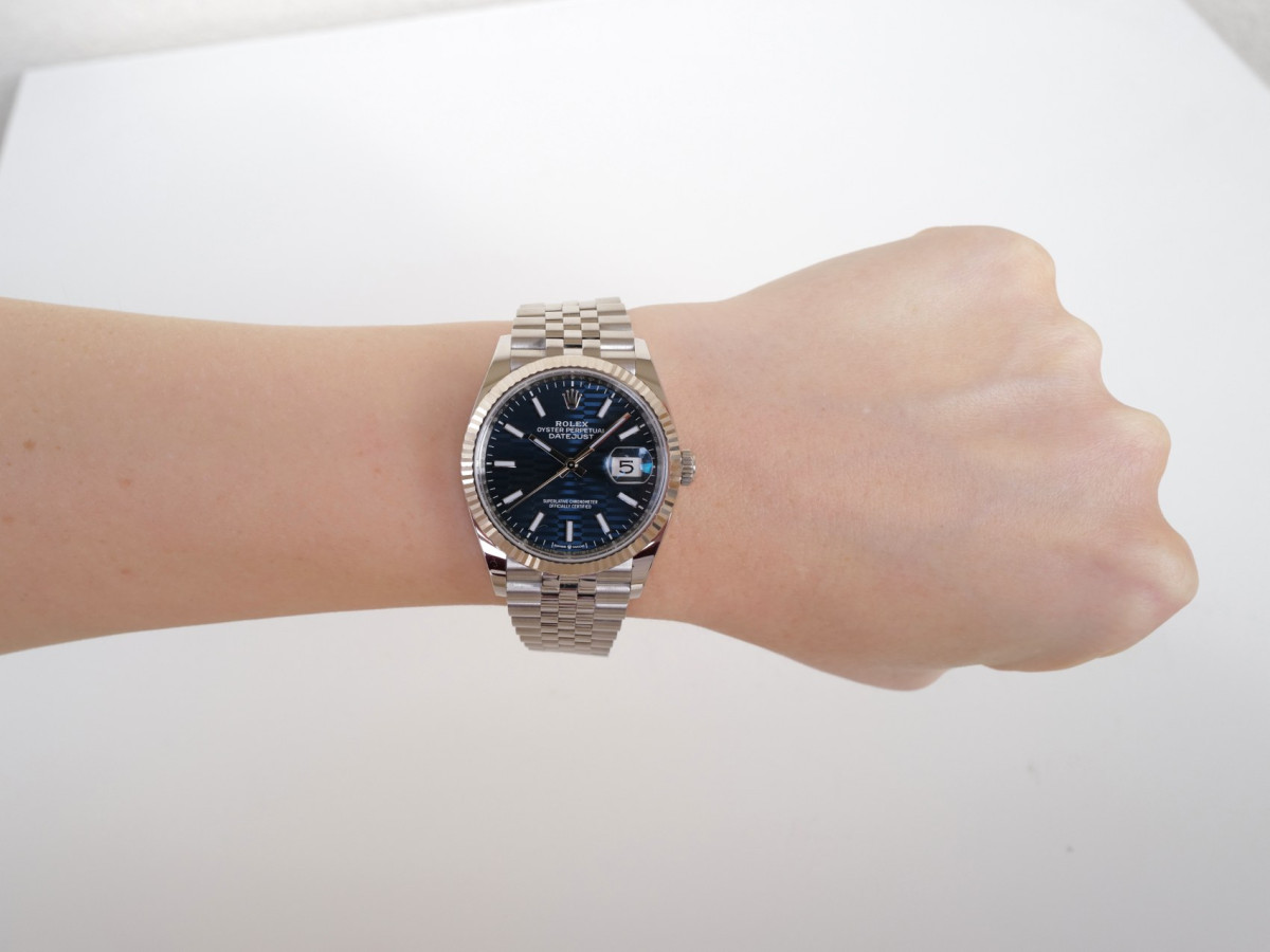 Швейцарський годинник Rolex Datejust 36 Discontinued Blue Motif Dial