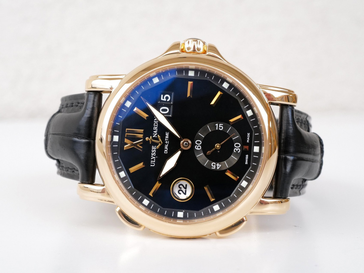 Швейцарские часы Ulysse Nardin GMT Big Date 18K Rose Gold Black Dial 42