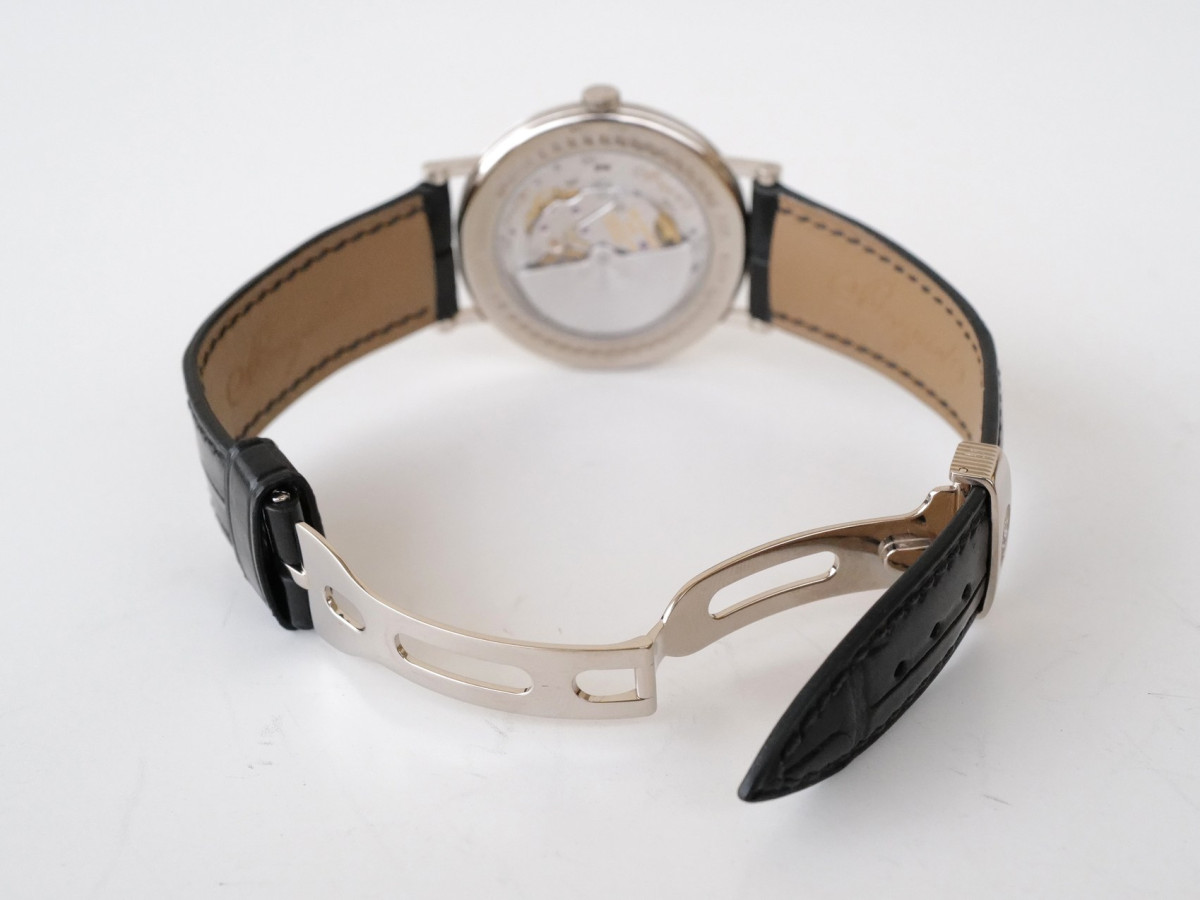 Швейцарський годинник Breguet Classique Ultra Slim 18K White Gold Deployant Clasp 38