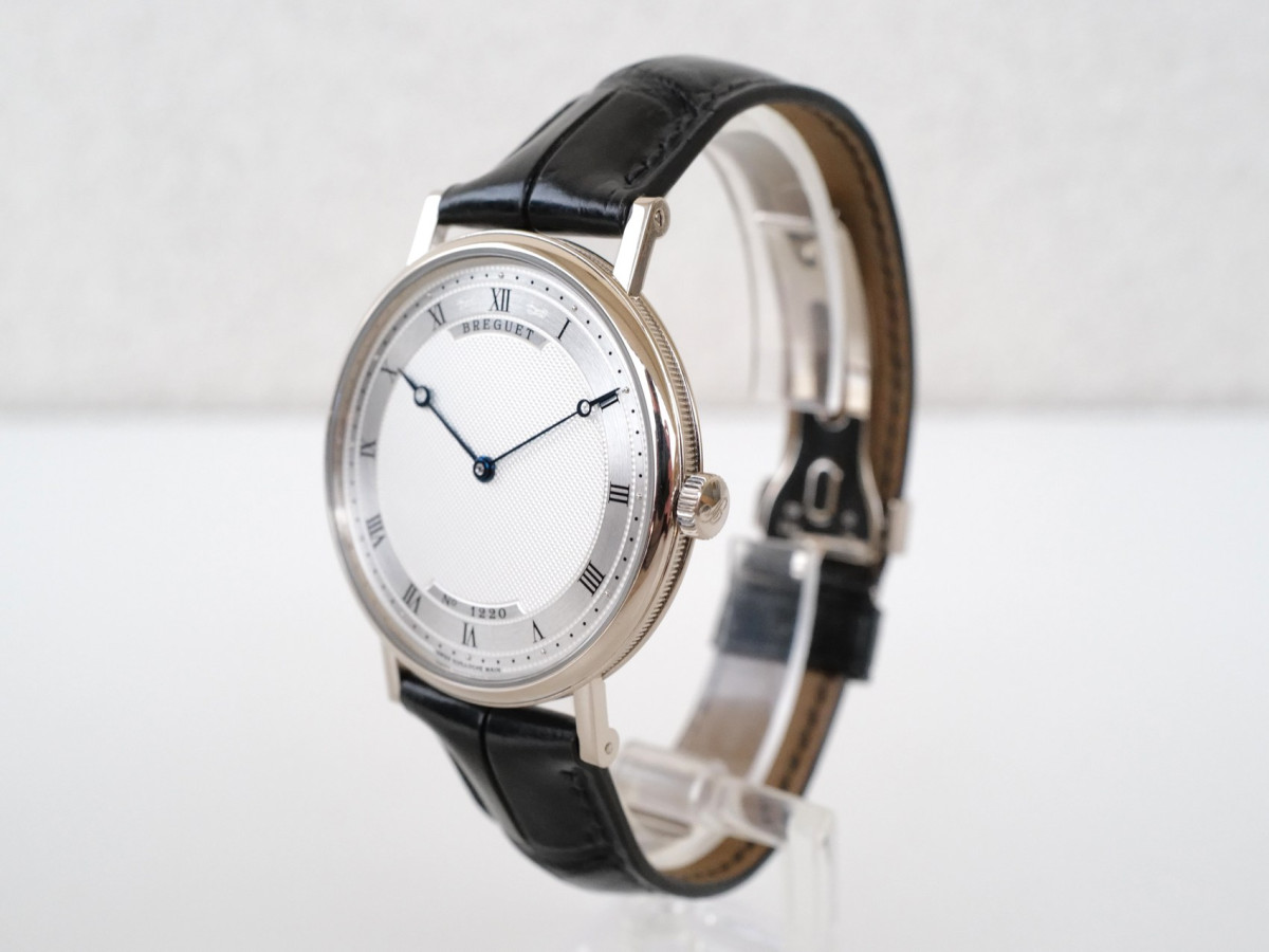 Швейцарський годинник Breguet Classique Ultra Slim 18K White Gold Deployant Clasp 38