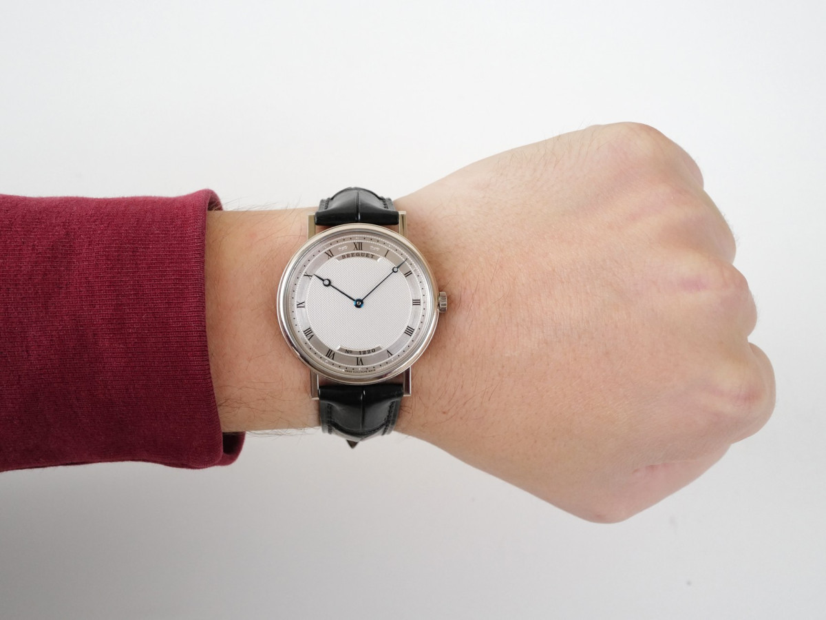 Швейцарський годинник Breguet Classique Ultra Slim 18K White Gold Deployant Clasp 38