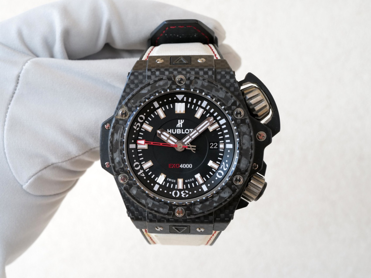 Швейцарський годинник Hublot King Power Oceanographic 4000 Carbon 48