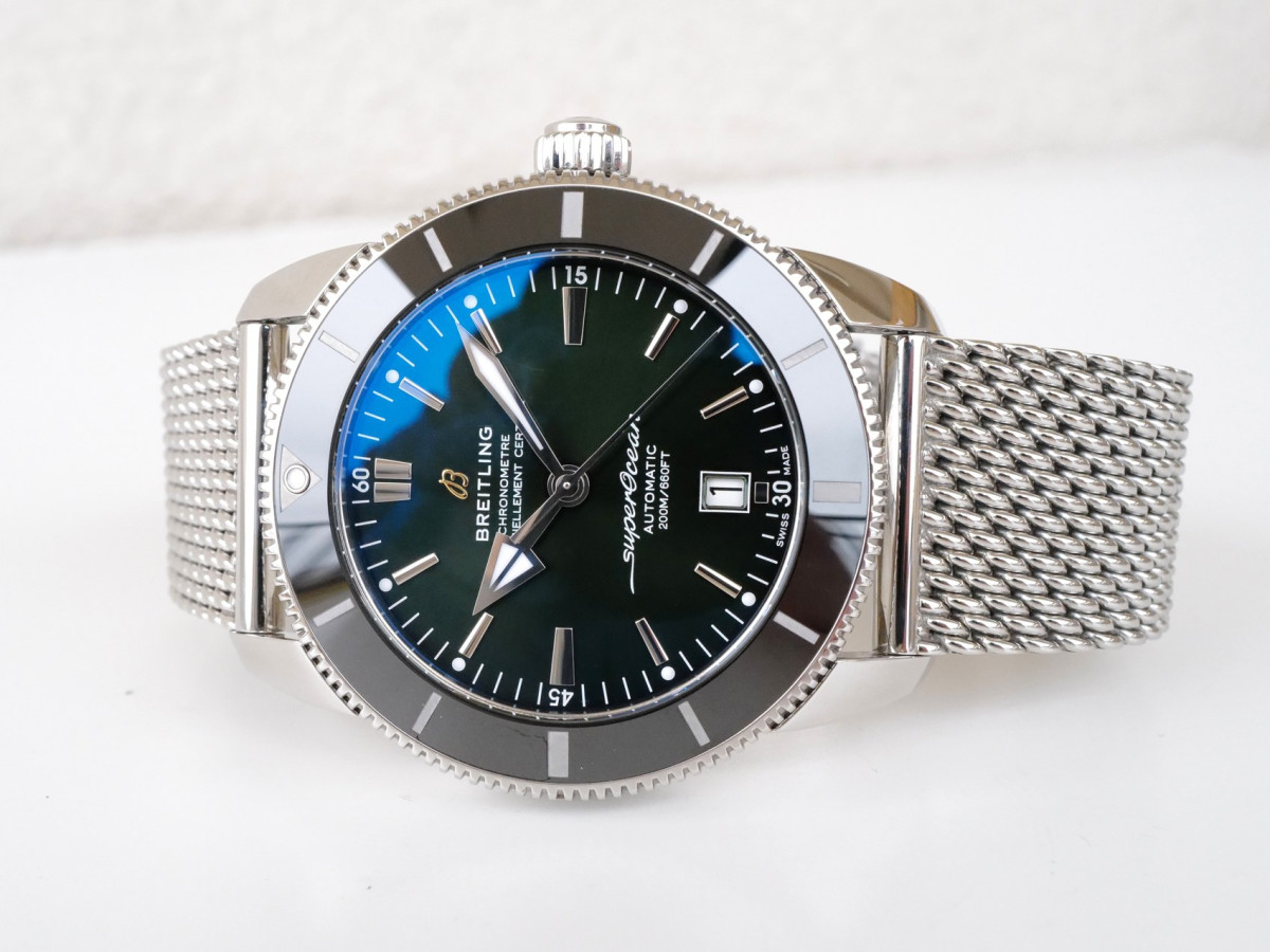 Швейцарський годинник Breitling Superocean Heritage B20 Green Dial 46