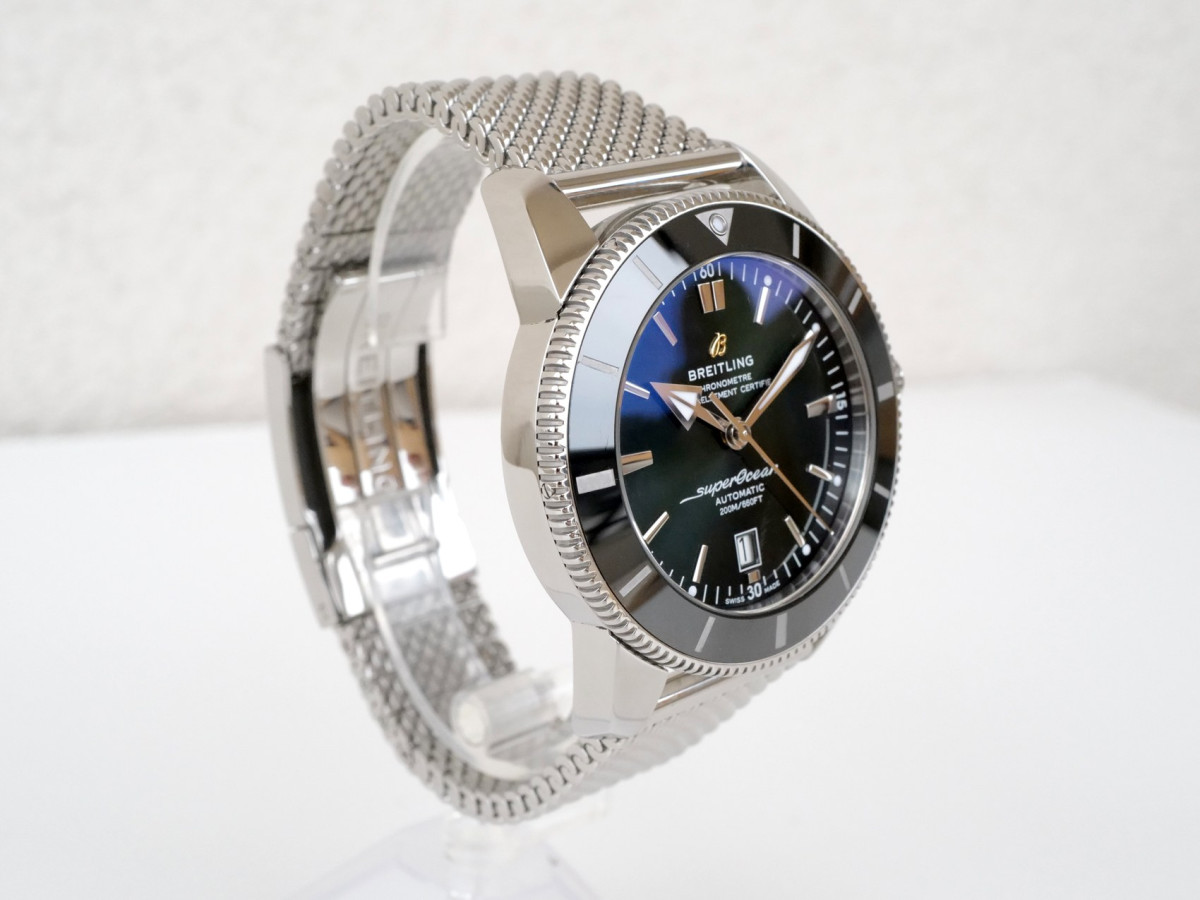 Швейцарський годинник Breitling Superocean Heritage B20 Green Dial 46