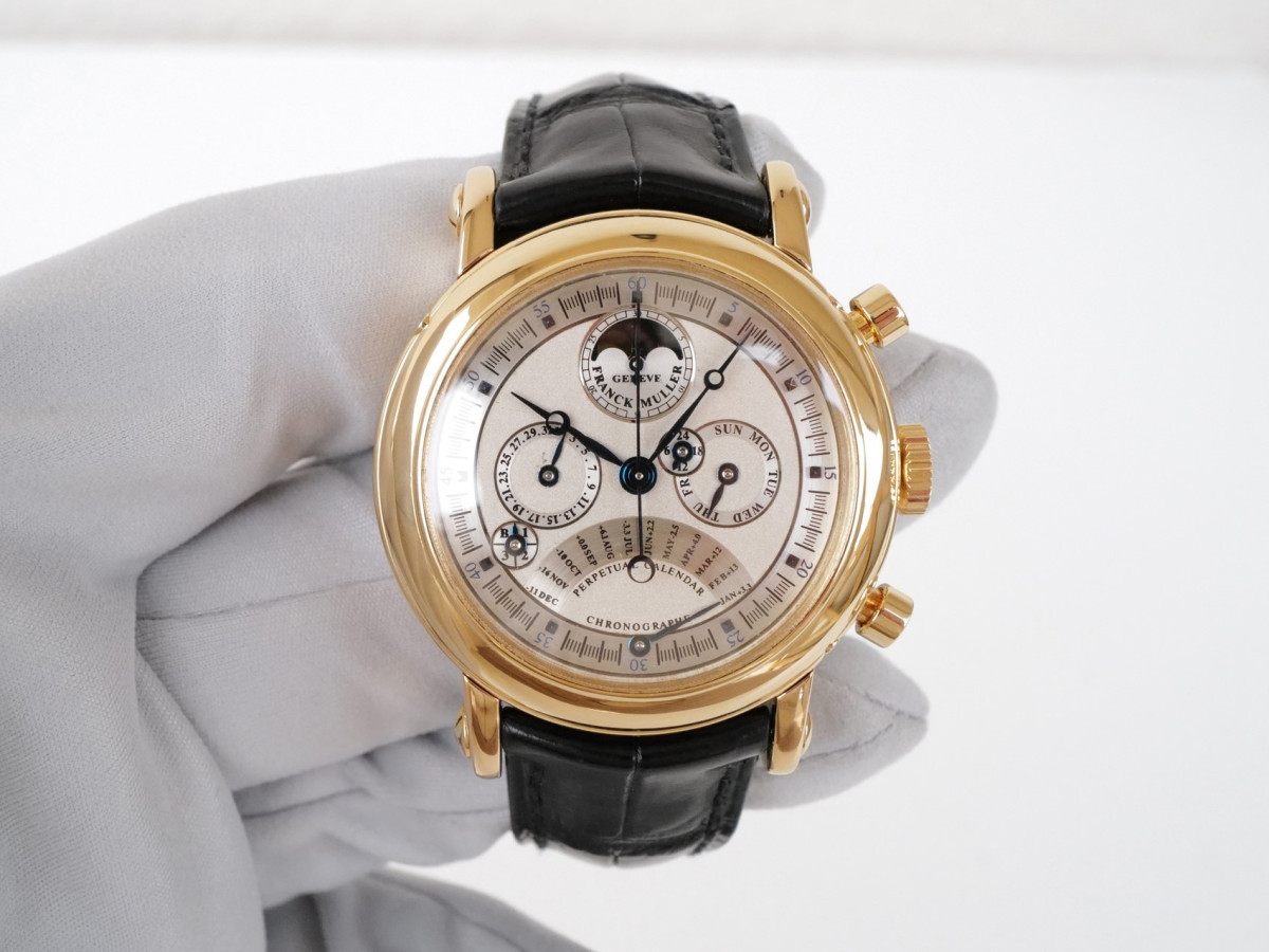 Швейцарские часы Franck Muller Perpetual Calendar Chronograph 18K Yellow Gold 39