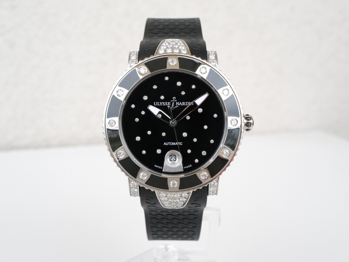 Швейцарський годинник Ulysse Nardin Lady Diver Starry Night Black Diamond Dial Lugs 40