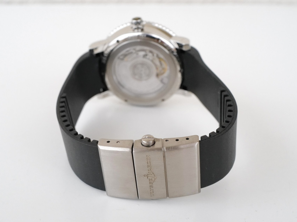 Швейцарський годинник Ulysse Nardin Lady Diver Starry Night Black Diamond Dial Lugs 40