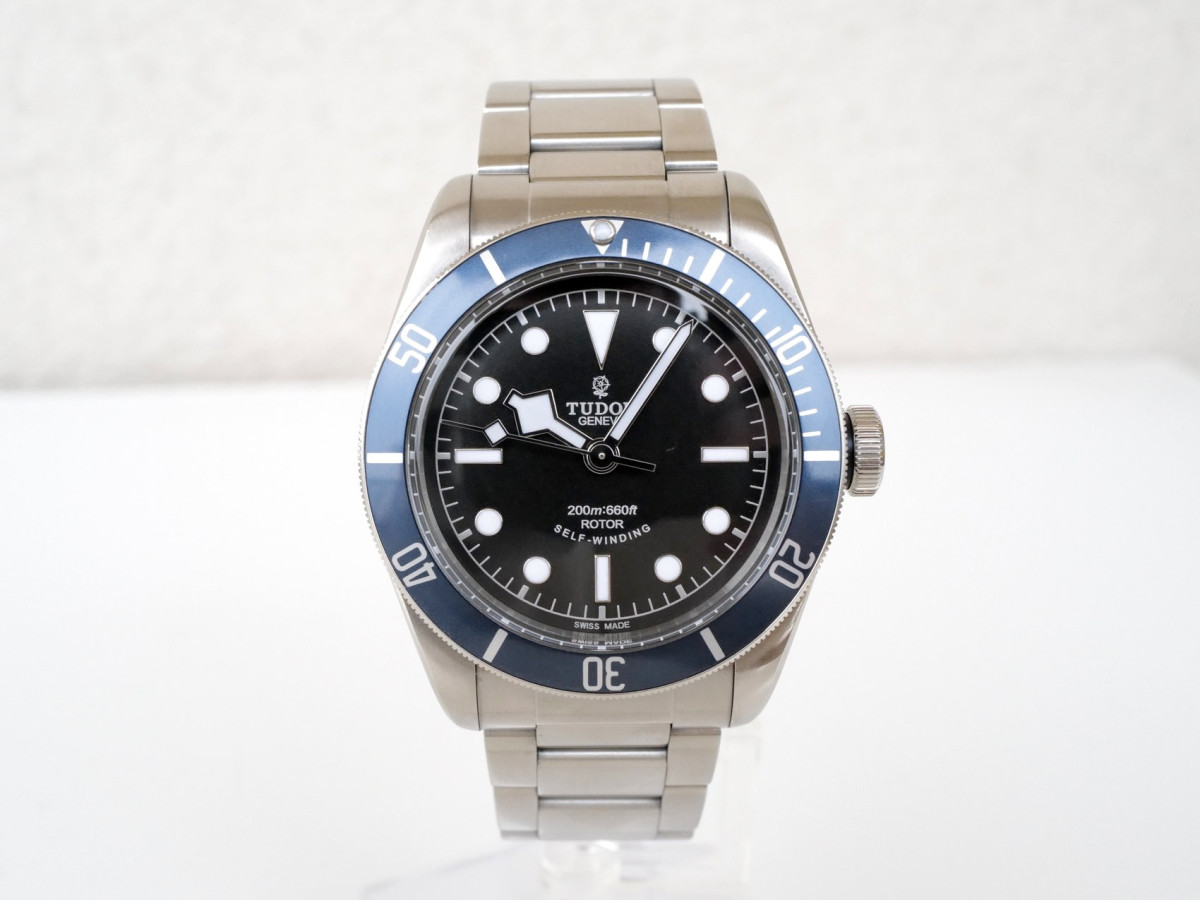 Швейцарський годинник Tudor Heritage Black Bay Blue 41