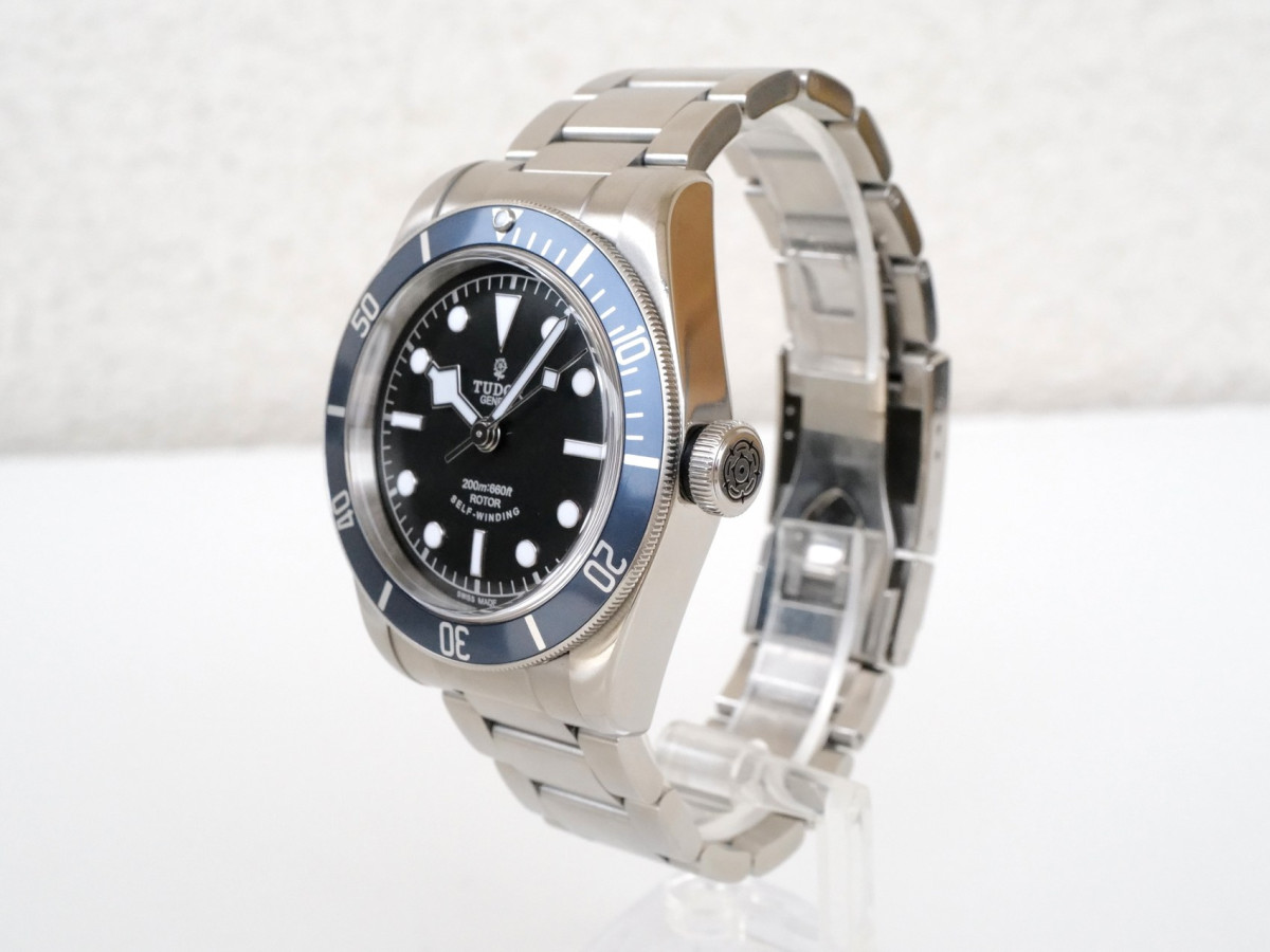 Швейцарський годинник Tudor Heritage Black Bay Blue 41