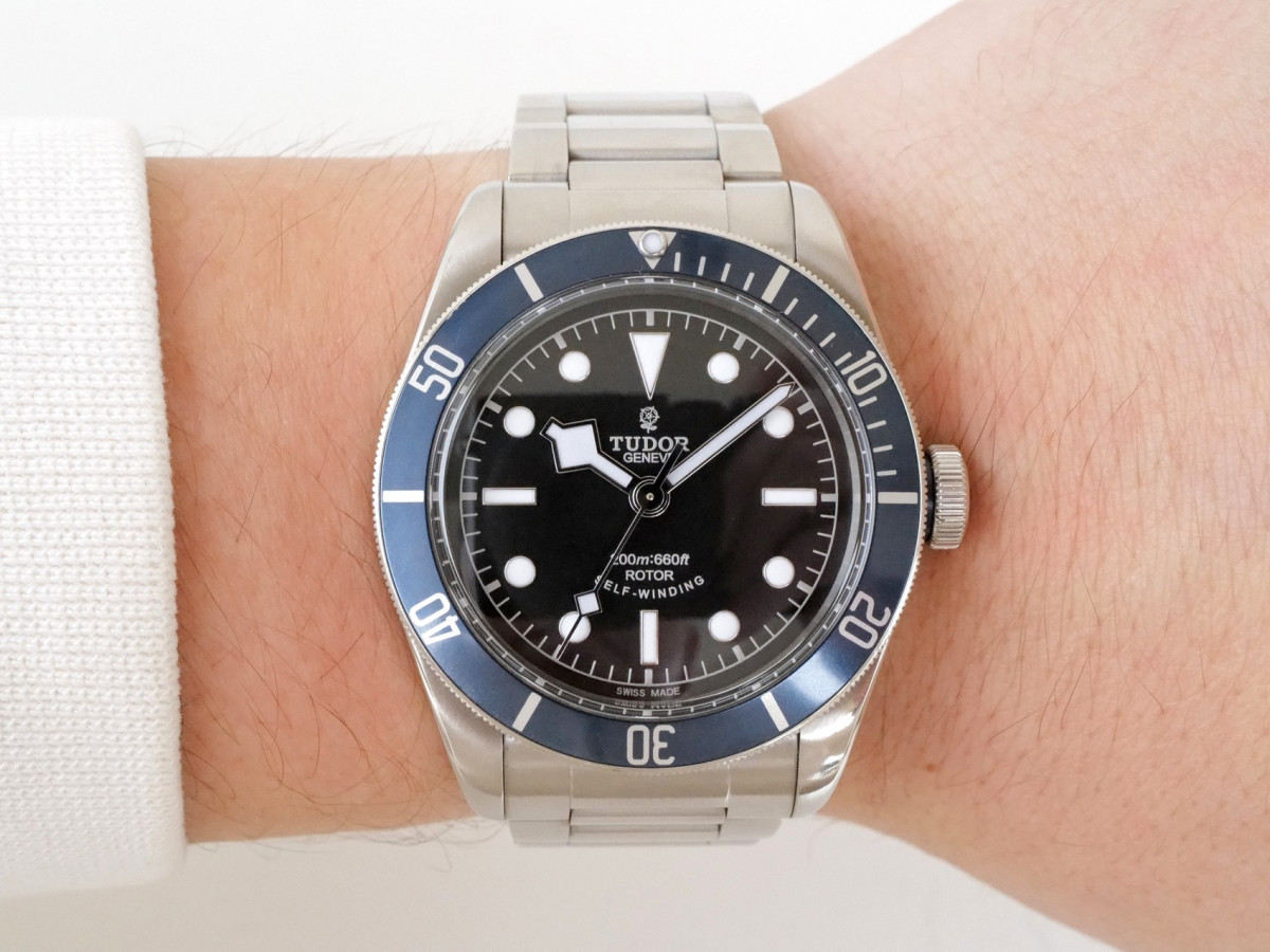 Швейцарський годинник Tudor Heritage Black Bay Blue 41