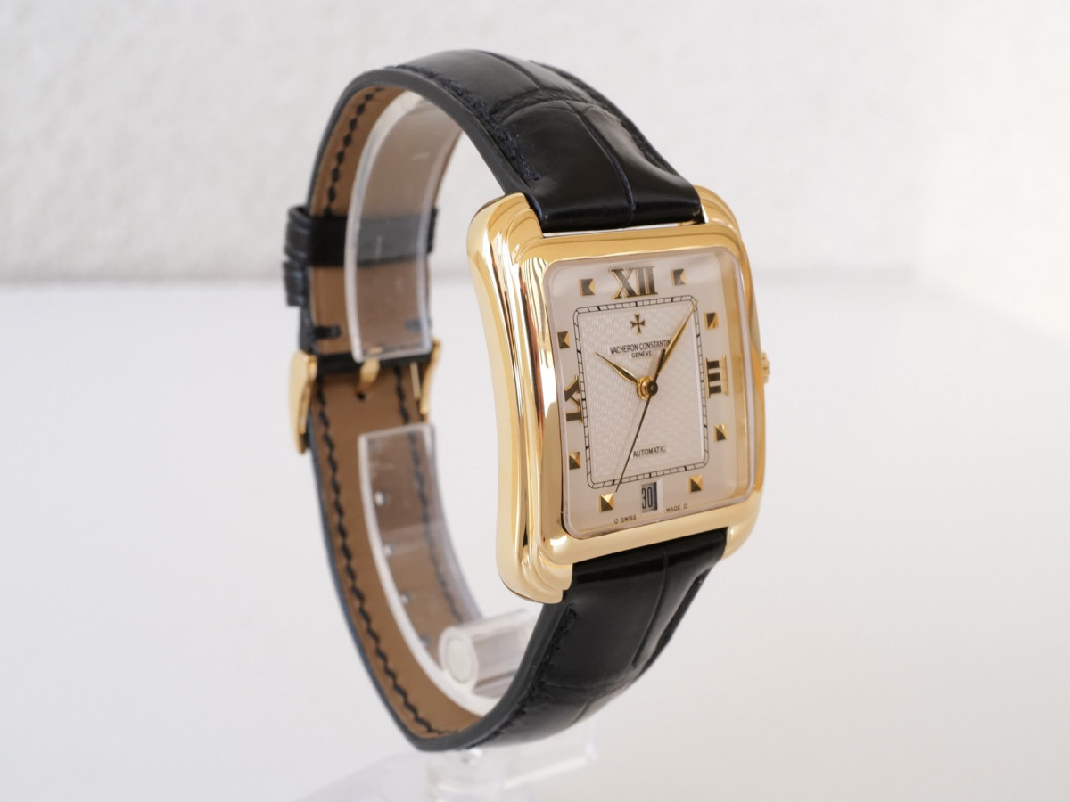 Швейцарские часы Vacheron Constantin Toledo 18K Yellow Gold