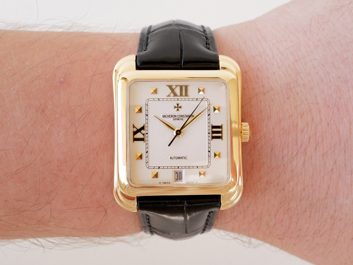 Швейцарские часы Vacheron Constantin Toledo 18K Yellow Gold